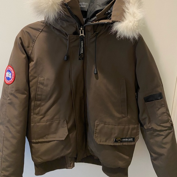 Canada Goose Chiliwack Down Bomber- Men’s XS - Picture 2 of 9